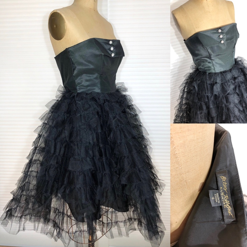 Betsey Johnson Retro Ruffle Pinup Dress